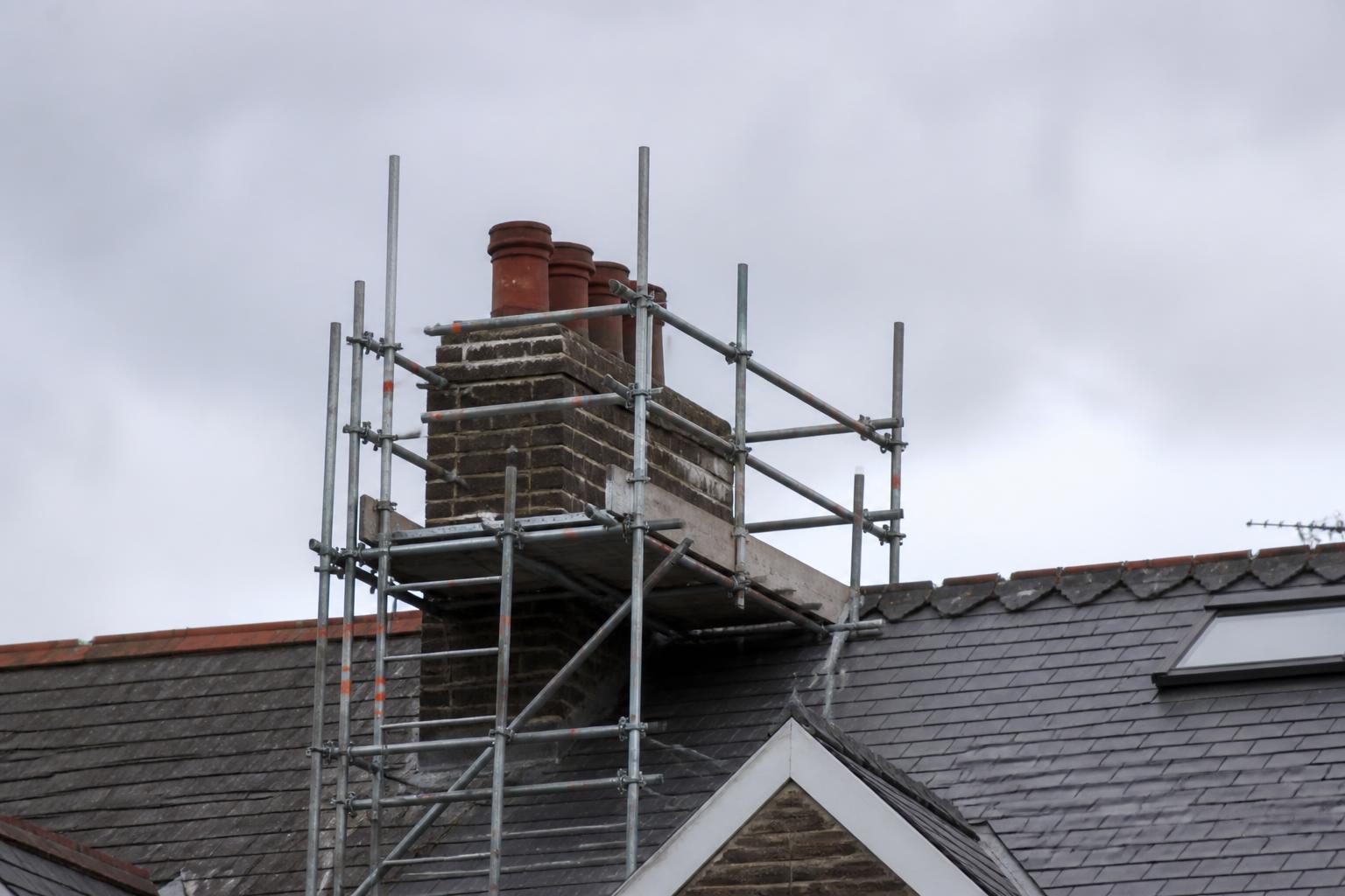 Chimney scaffold